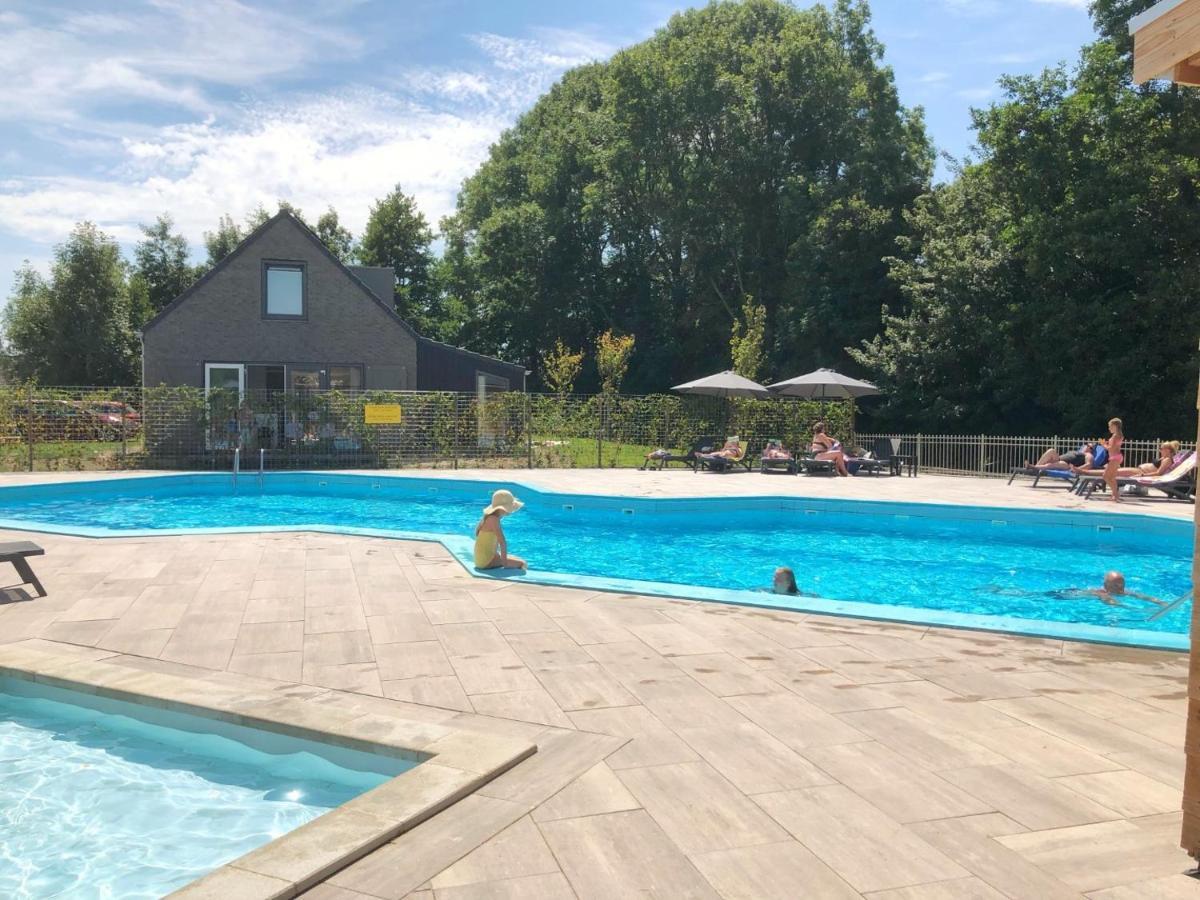 Chalet 511 Op Recreatiepark De Wielen Sint Maarten Exteriör bild